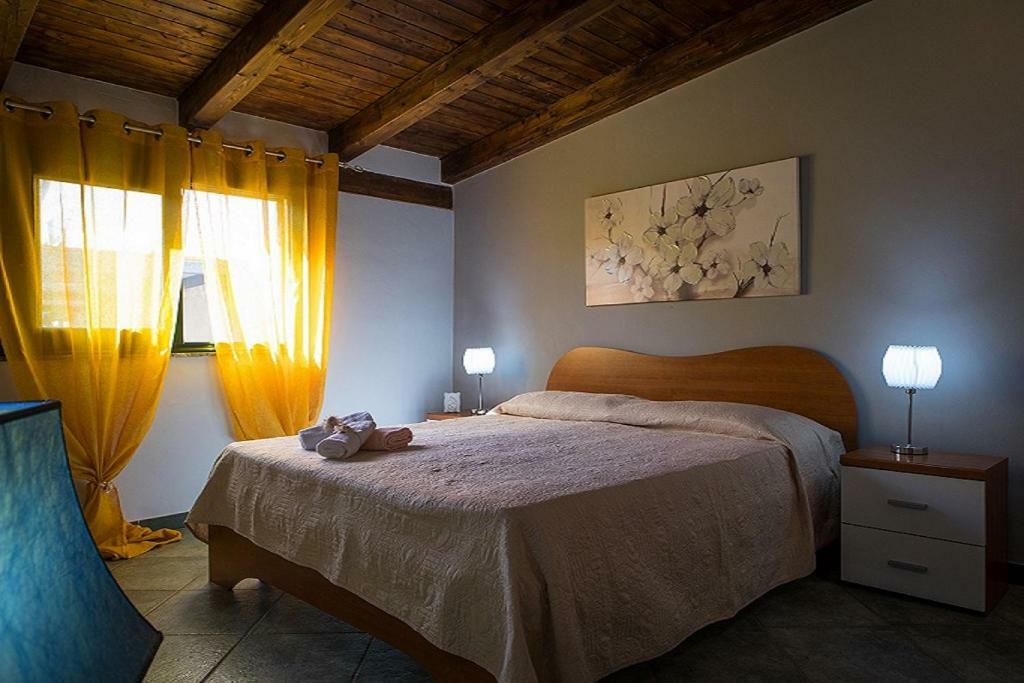 Casa Vacanze Fede Santo Stefano di Camastra Eksteriør billede