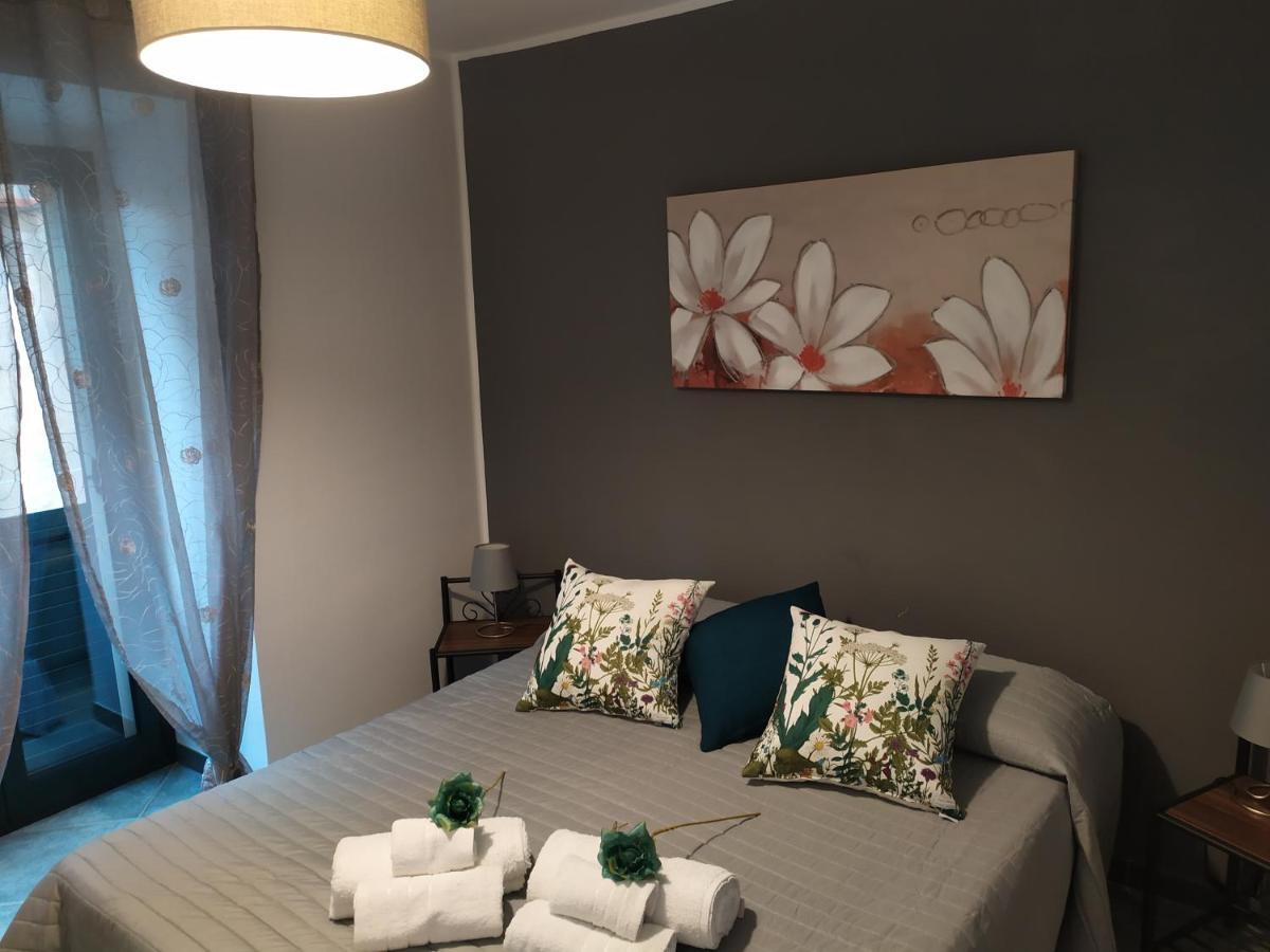 Casa Vacanze Fede Santo Stefano di Camastra Eksteriør billede